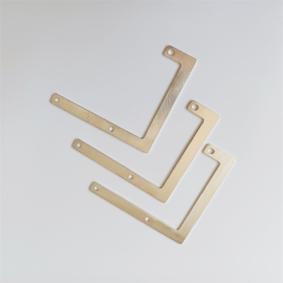 Perangkat Keras Bagian Stamping Stainless Steel Menyikat Finish Stamping Bagian Logam